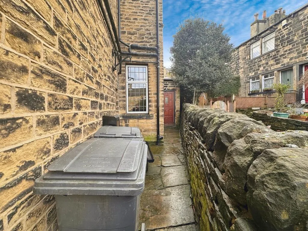 2 bedroom terraced house for rent
