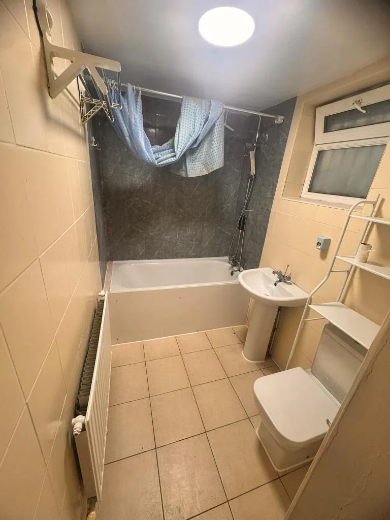 2 bedroom ground floor flat for rent