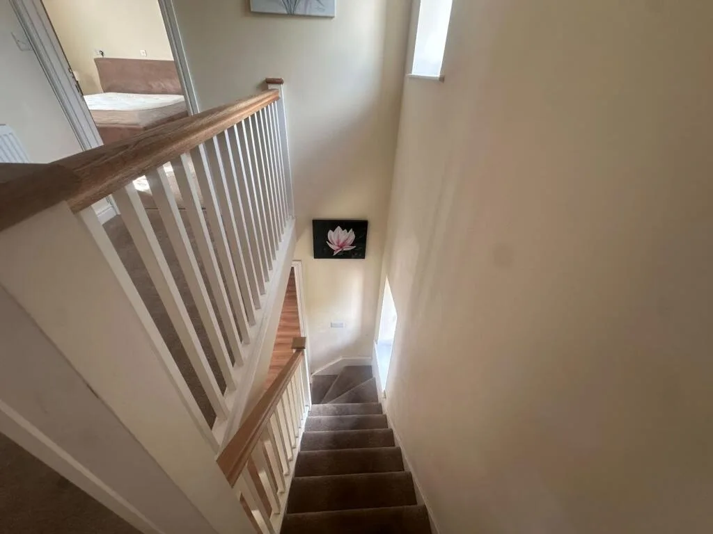 3 bedroom semi-detached house for rent