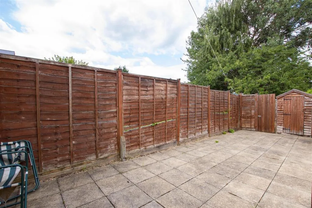 7 bedroom property for rent