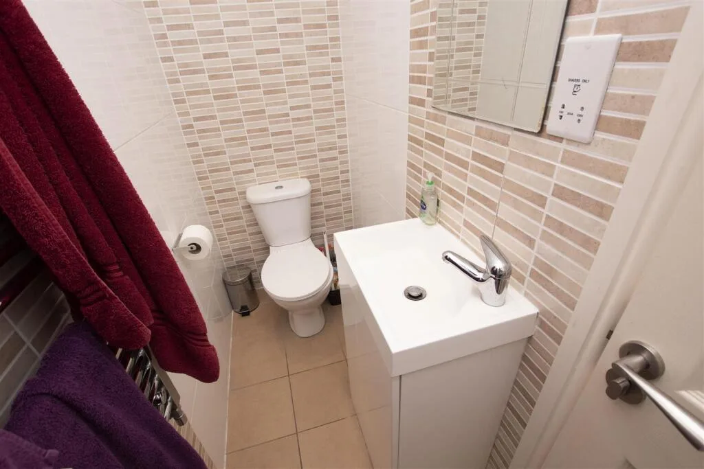 7 bedroom property for rent