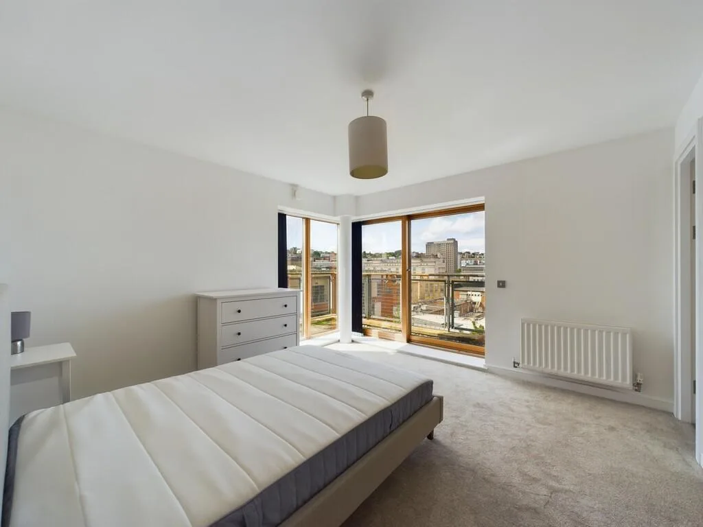 2 bedroom penthouse for rent