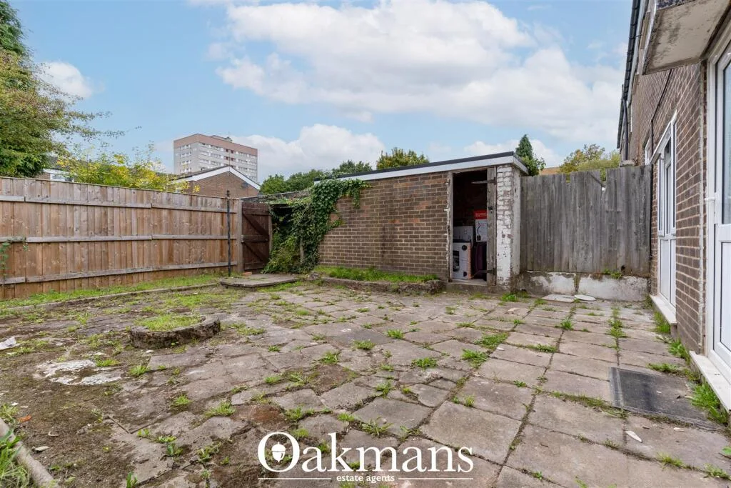 5 bedroom house for rent