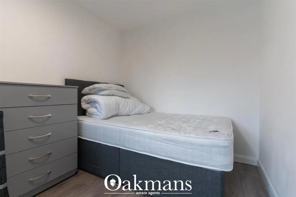 5 bedroom house for rent