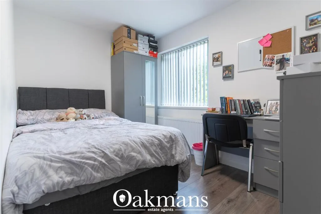 5 bedroom house for rent