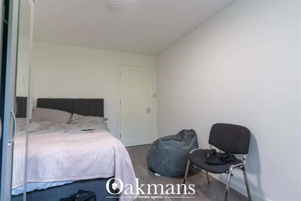 5 bedroom house for rent