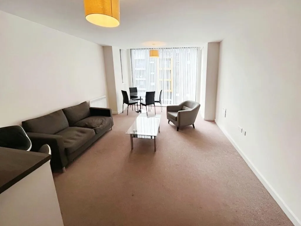2 bedroom flat for rent