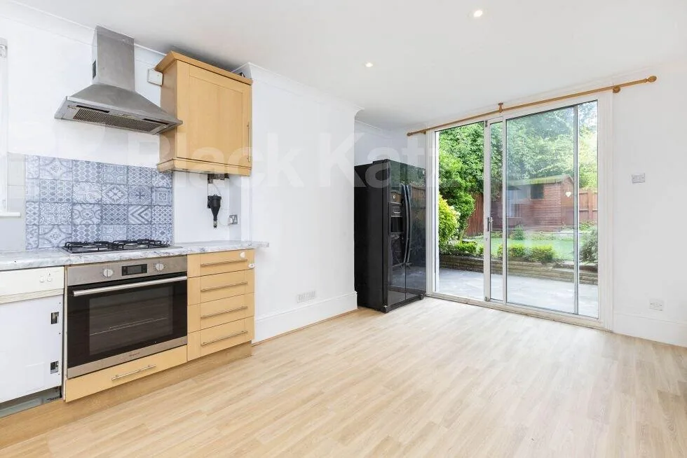 4 bedroom house for rent