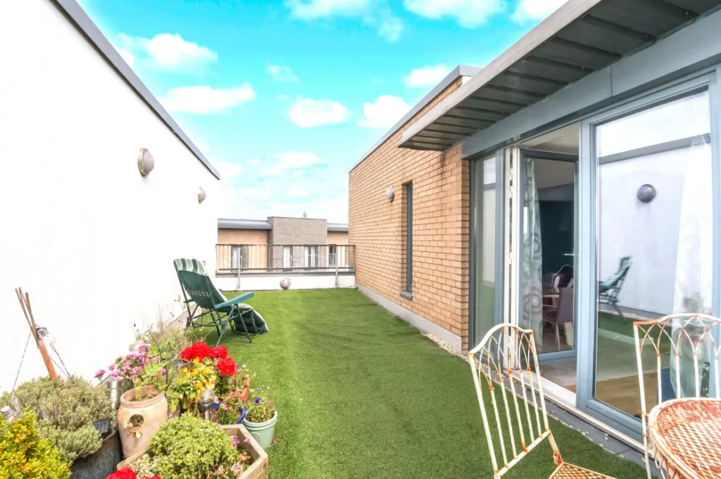 2 bedroom flat for rent