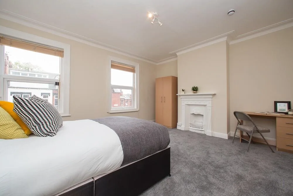5 bedroom terraced house for rent