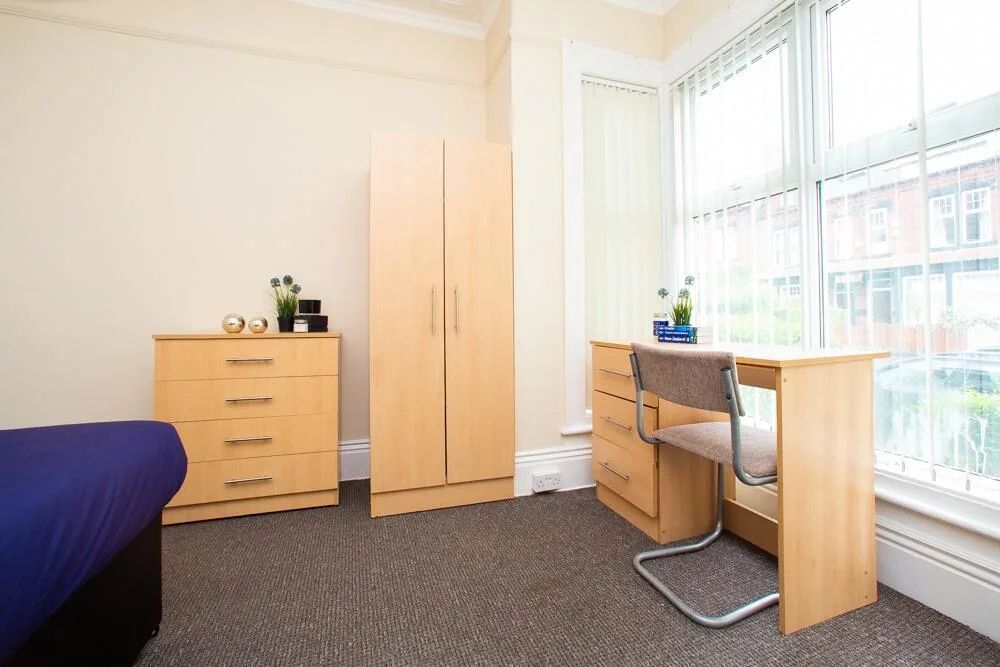 5 bedroom terraced house for rent