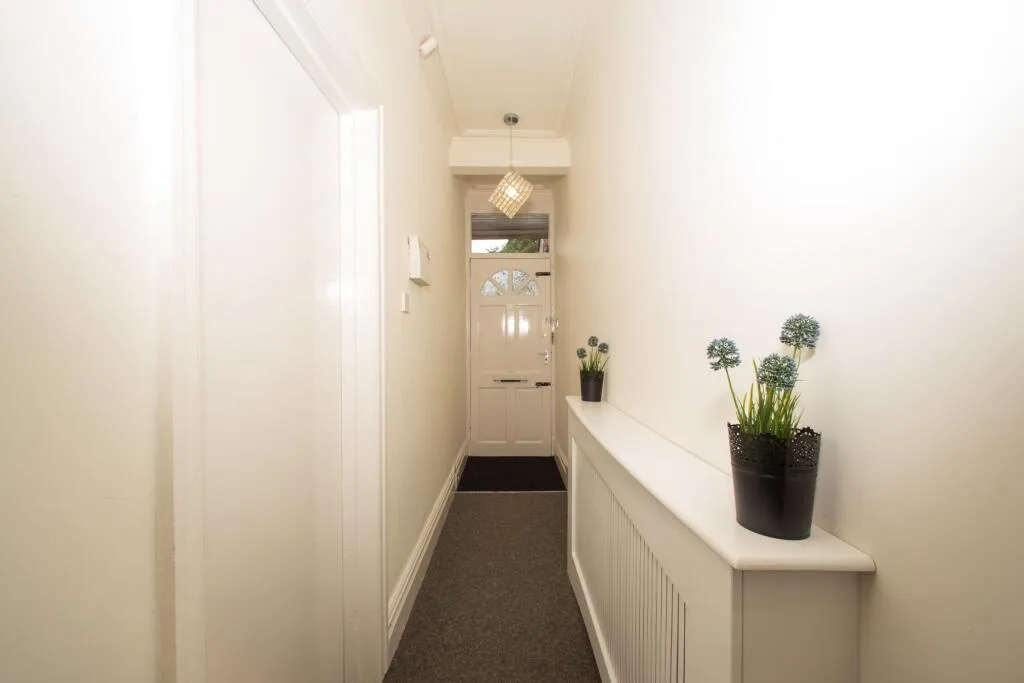 5 bedroom terraced house for rent