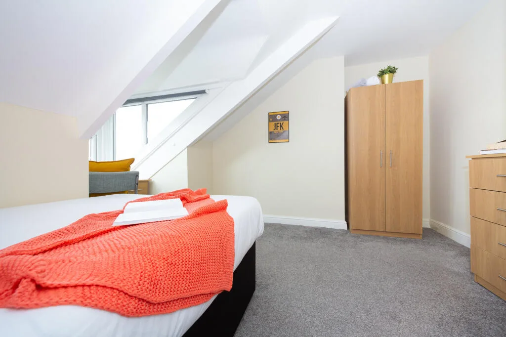 4 bedroom apartment for rent