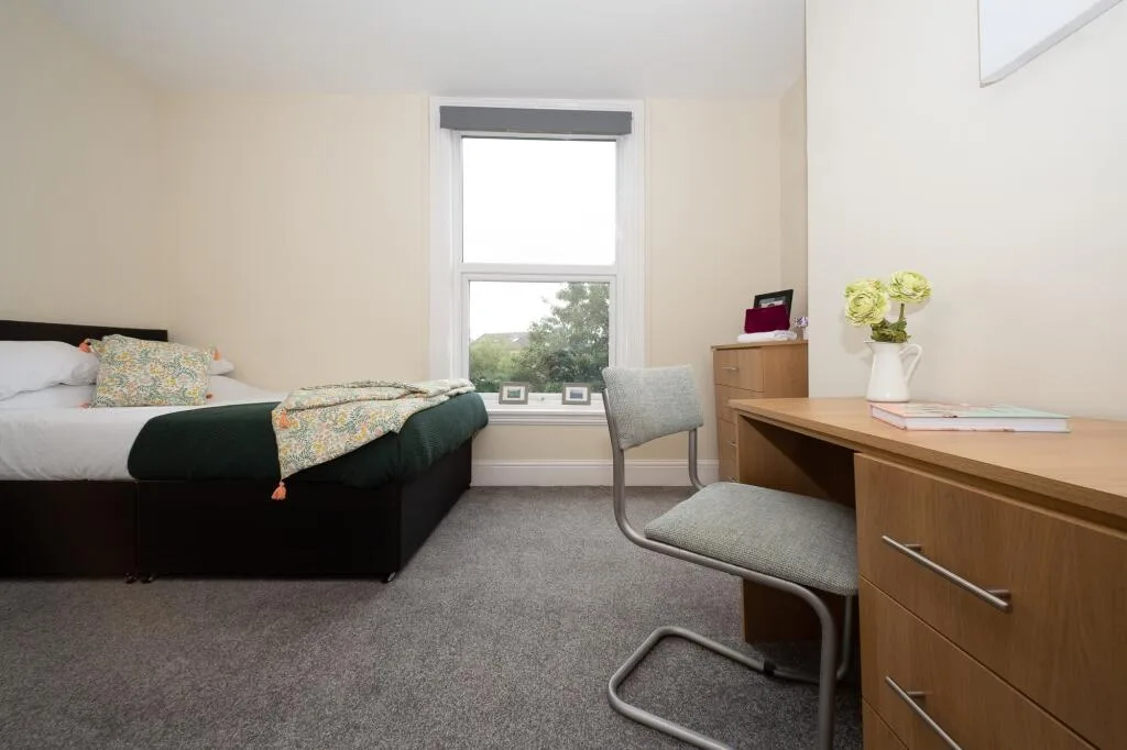 4 bedroom apartment for rent