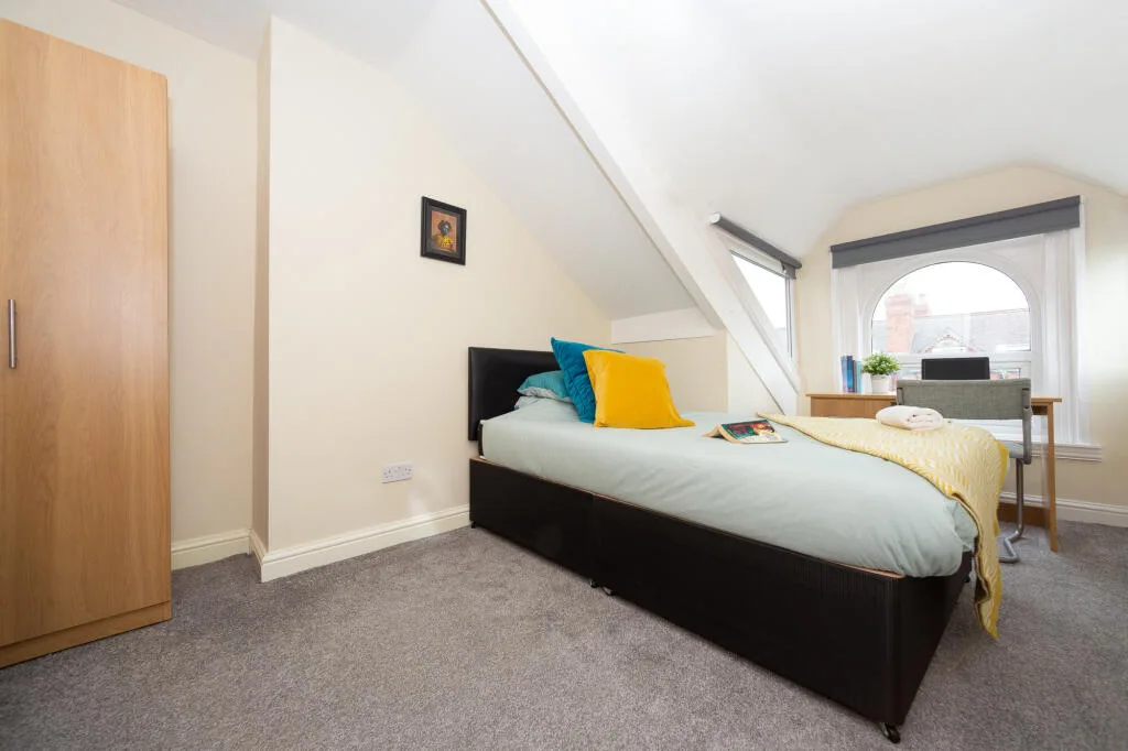 4 bedroom apartment for rent