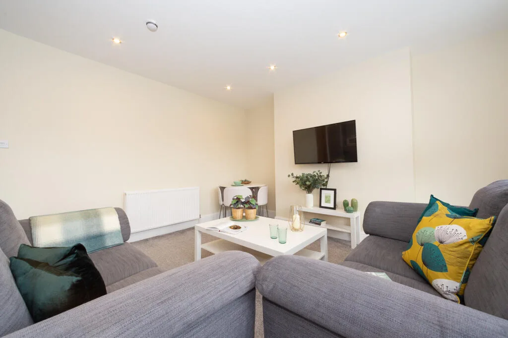 4 bedroom apartment for rent