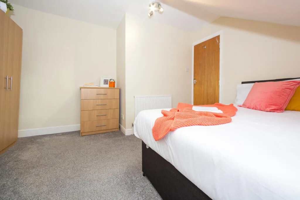 4 bedroom apartment for rent