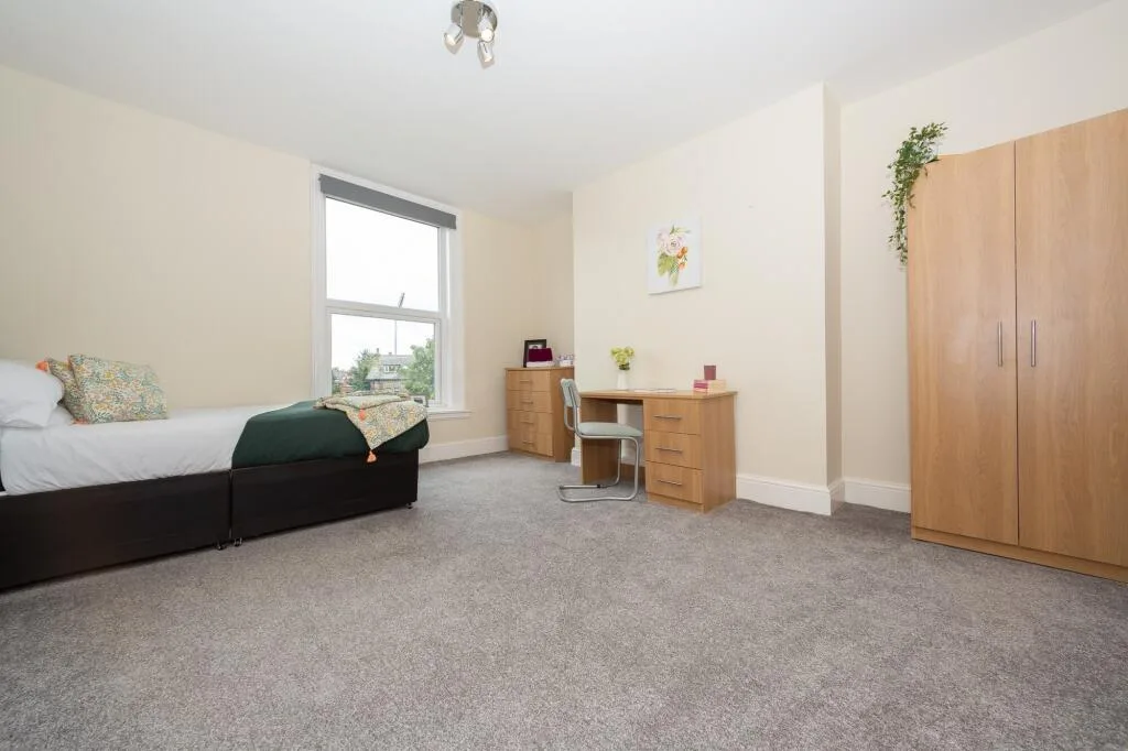 4 bedroom apartment for rent