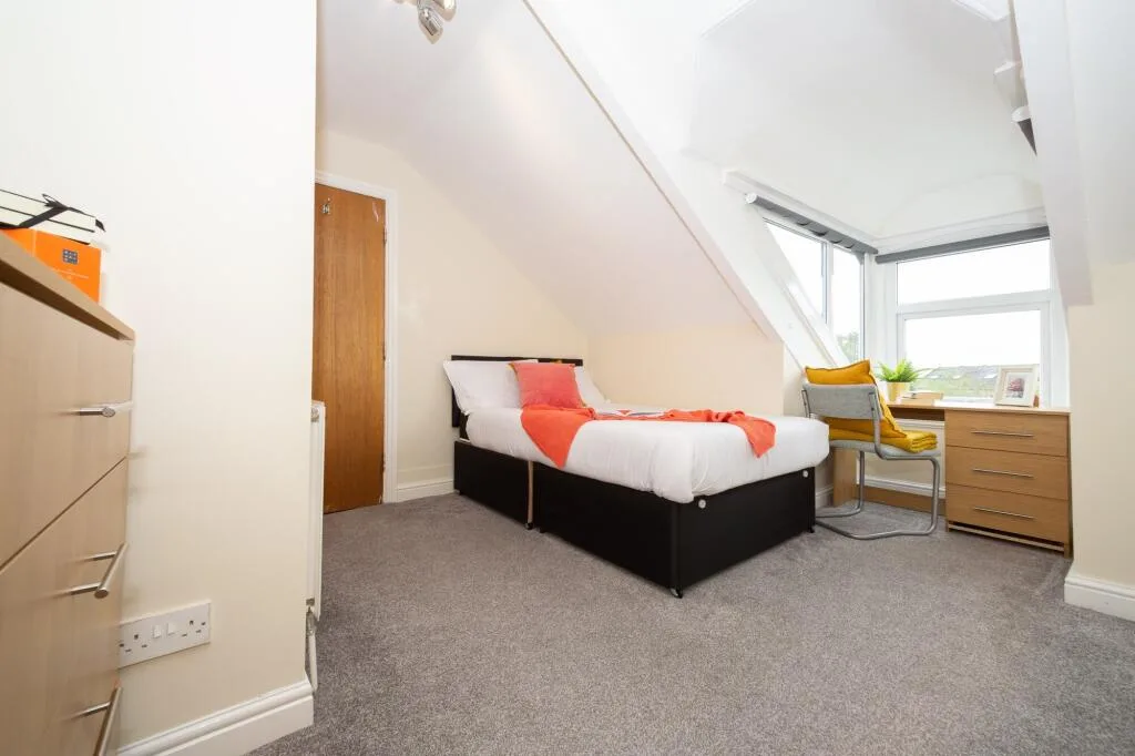 4 bedroom apartment for rent