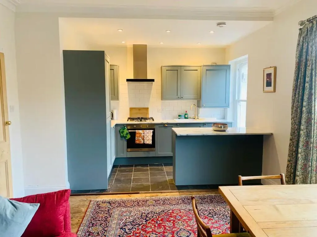 1 bedroom house for rent