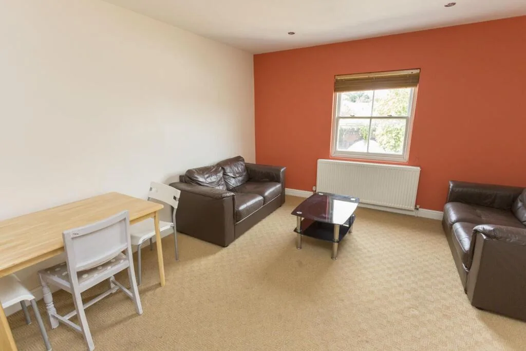 2 bedroom apartment for rent