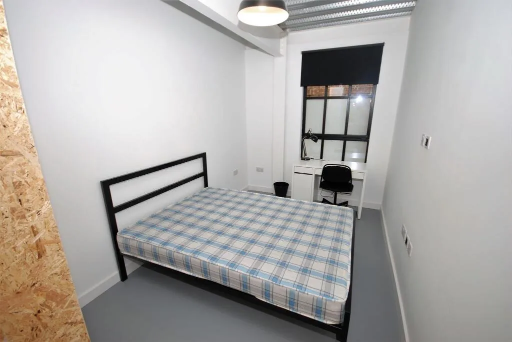 5 bedroom apartment for rent