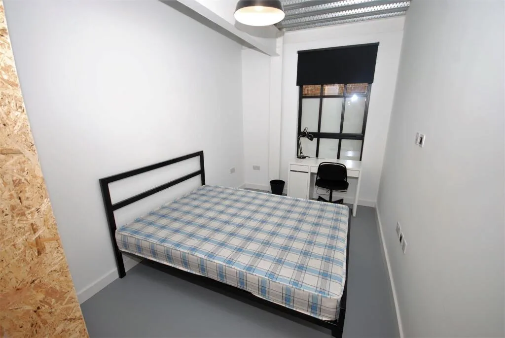 5 bedroom apartment for rent