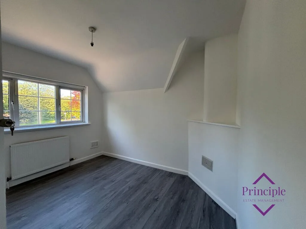 3 bedroom semi-detached house for rent