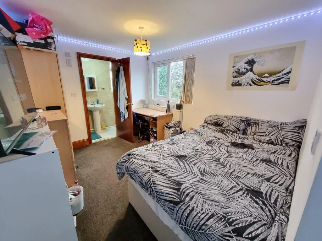 9 bedroom terraced house for rent