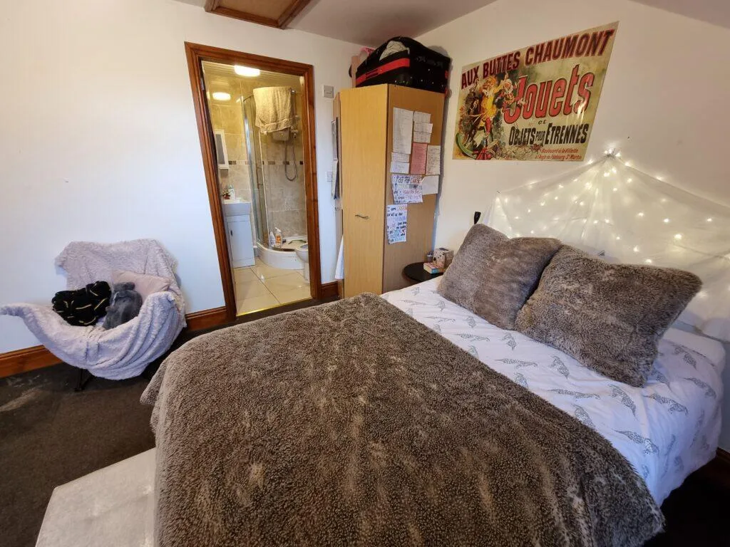 9 bedroom terraced house for rent