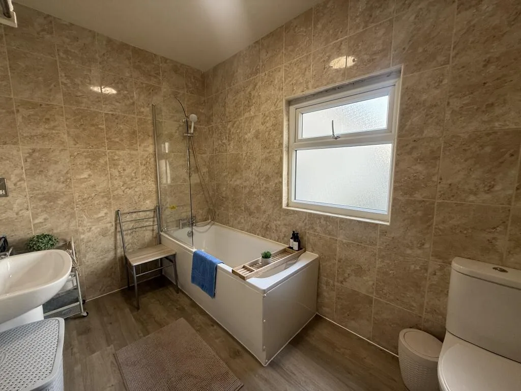 1 bedroom apartment for rent