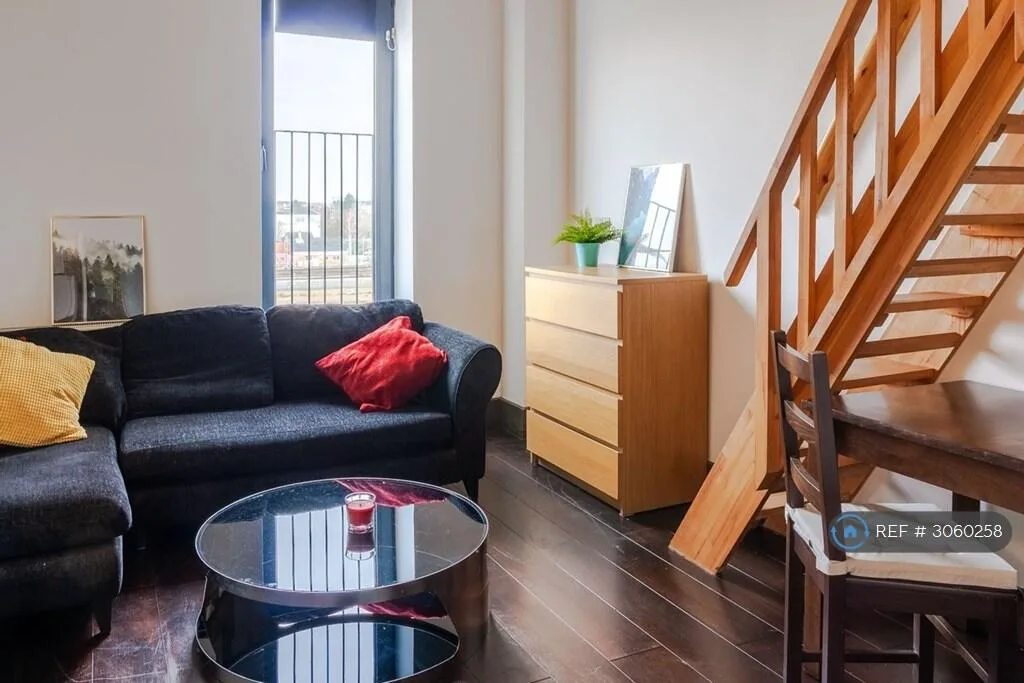 Studio flat for rent