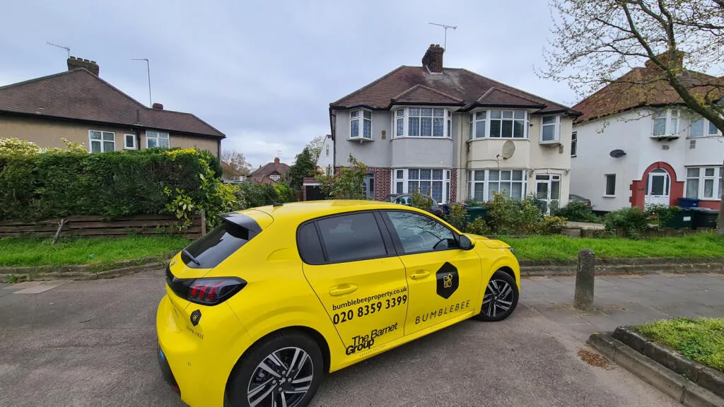 3 bedroom semi-detached house for rent