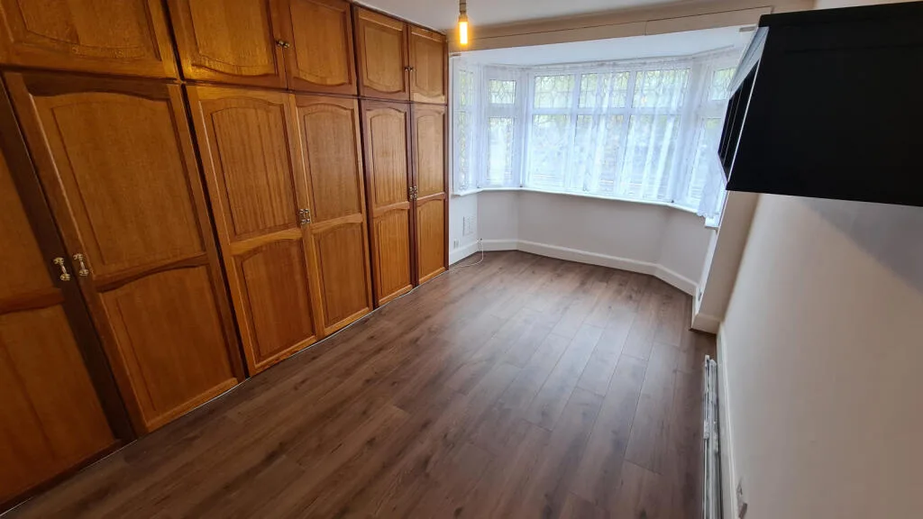 3 bedroom semi-detached house for rent
