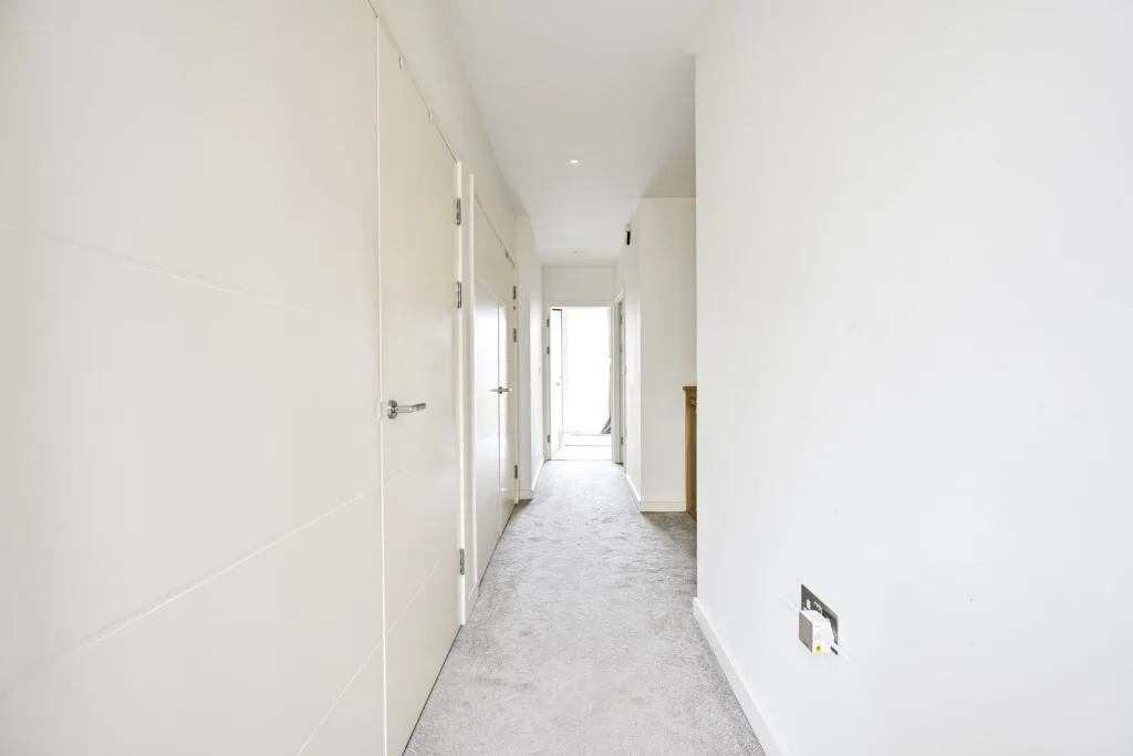 2 bedroom maisonette for rent