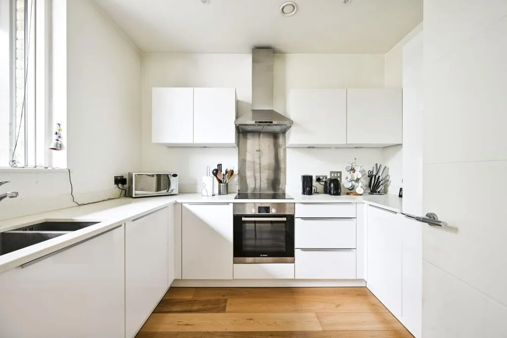 2 bedroom maisonette for rent