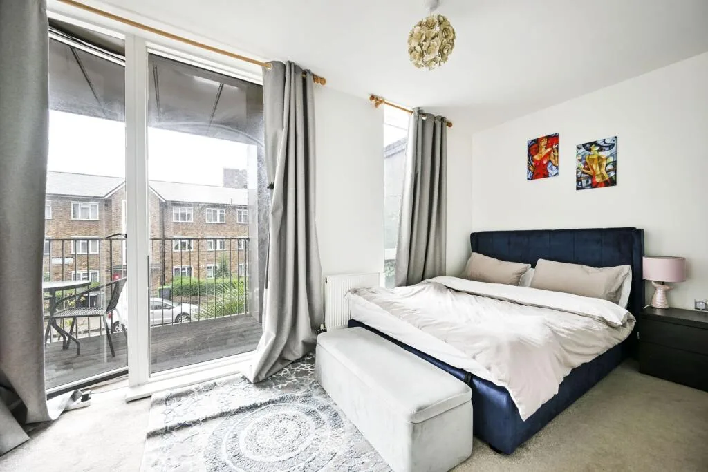 2 bedroom maisonette for rent