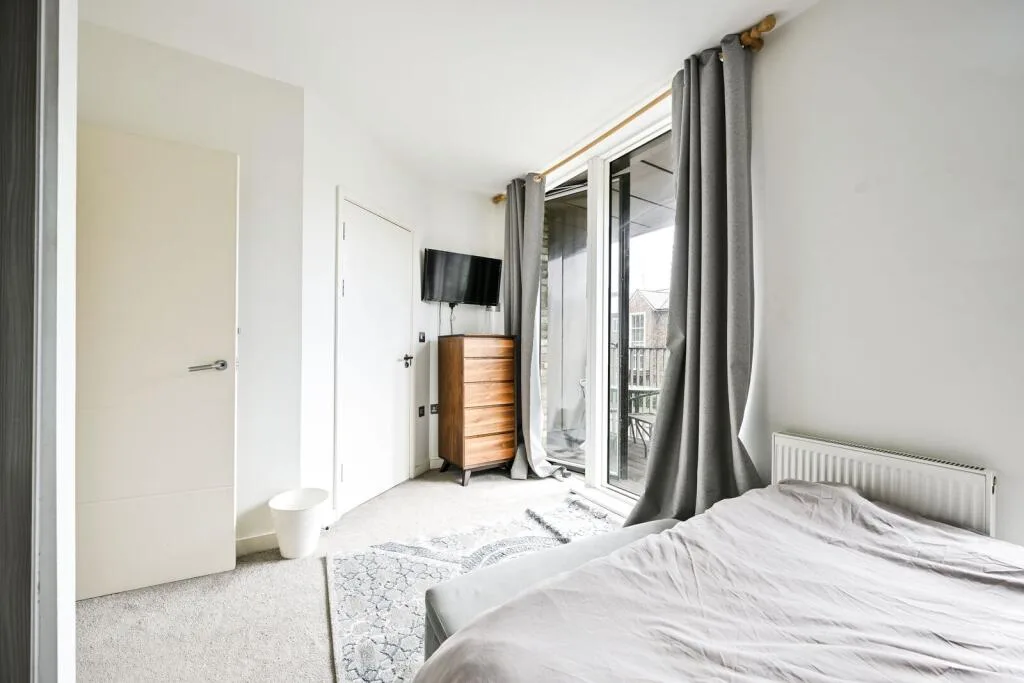 2 bedroom maisonette for rent