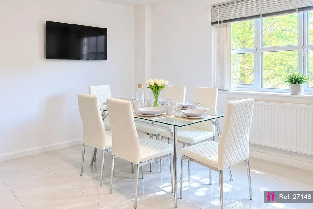 6 bedroom terraced house for rent