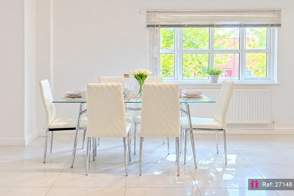 6 bedroom terraced house for rent