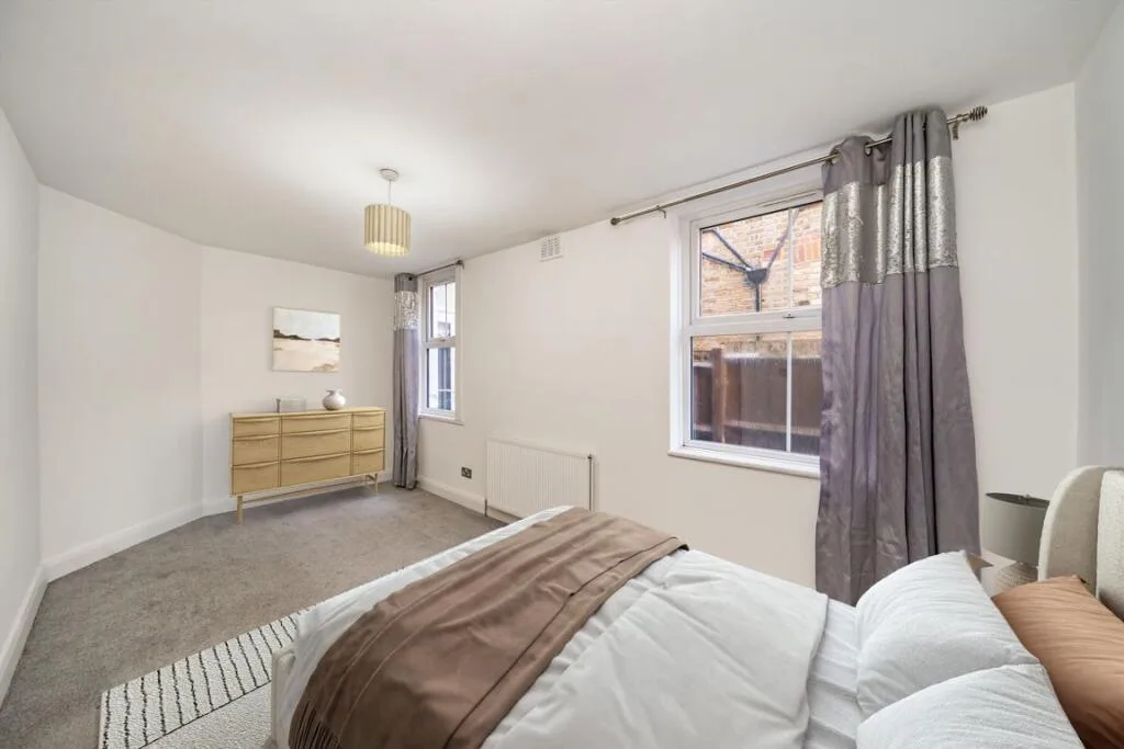 2 bedroom flat for rent
