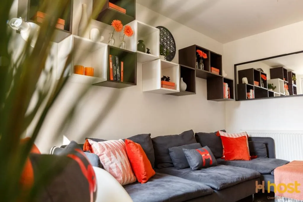 6 bedroom terraced house for rent