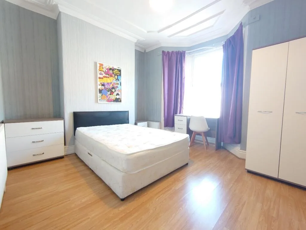 4 bedroom terraced house for rent