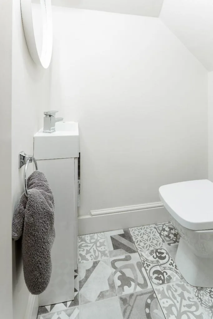 6 bedroom terraced house for rent