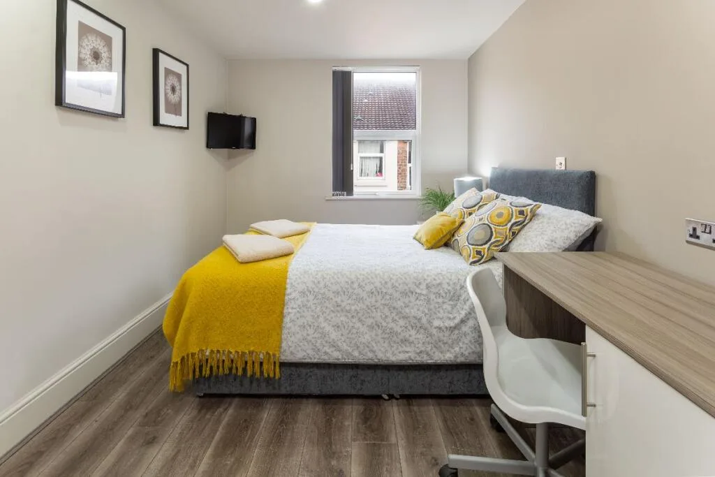 6 bedroom terraced house for rent