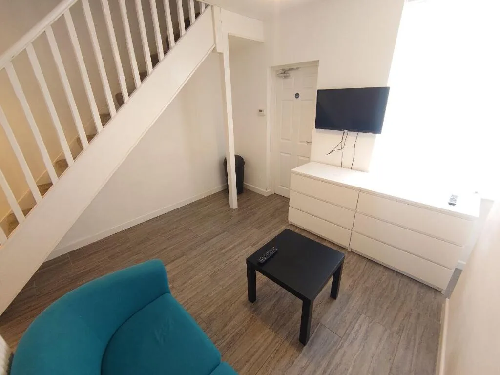 2 bedroom terraced house for rent