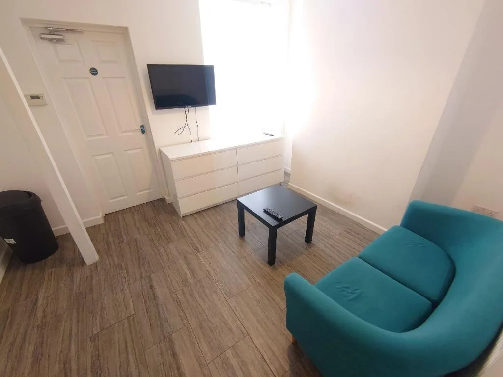 2 bedroom terraced house for rent