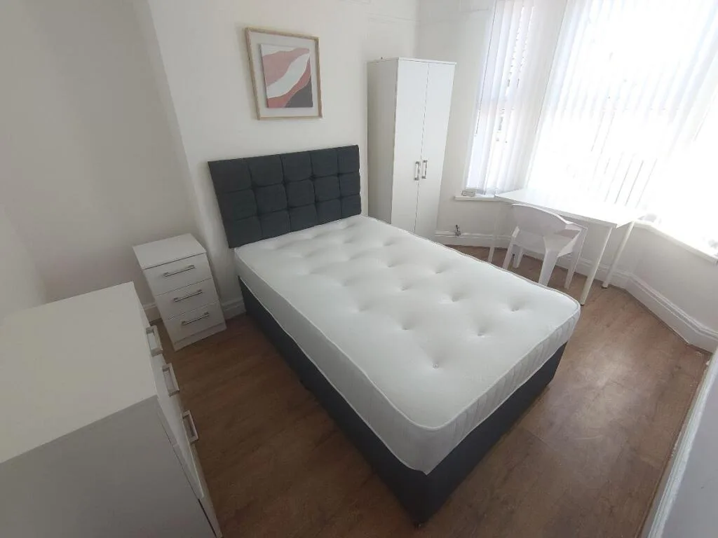 4 bedroom terraced house for rent