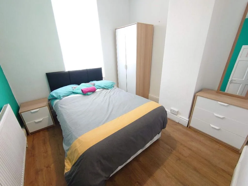 4 bedroom terraced house for rent