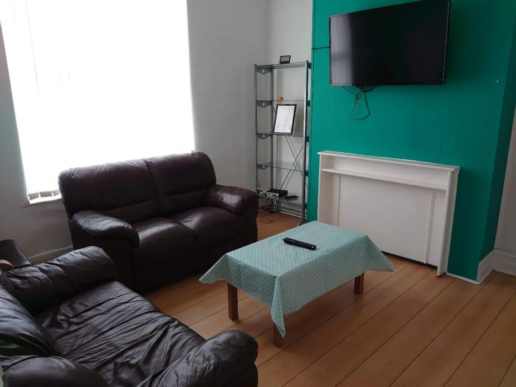 4 bedroom terraced house for rent